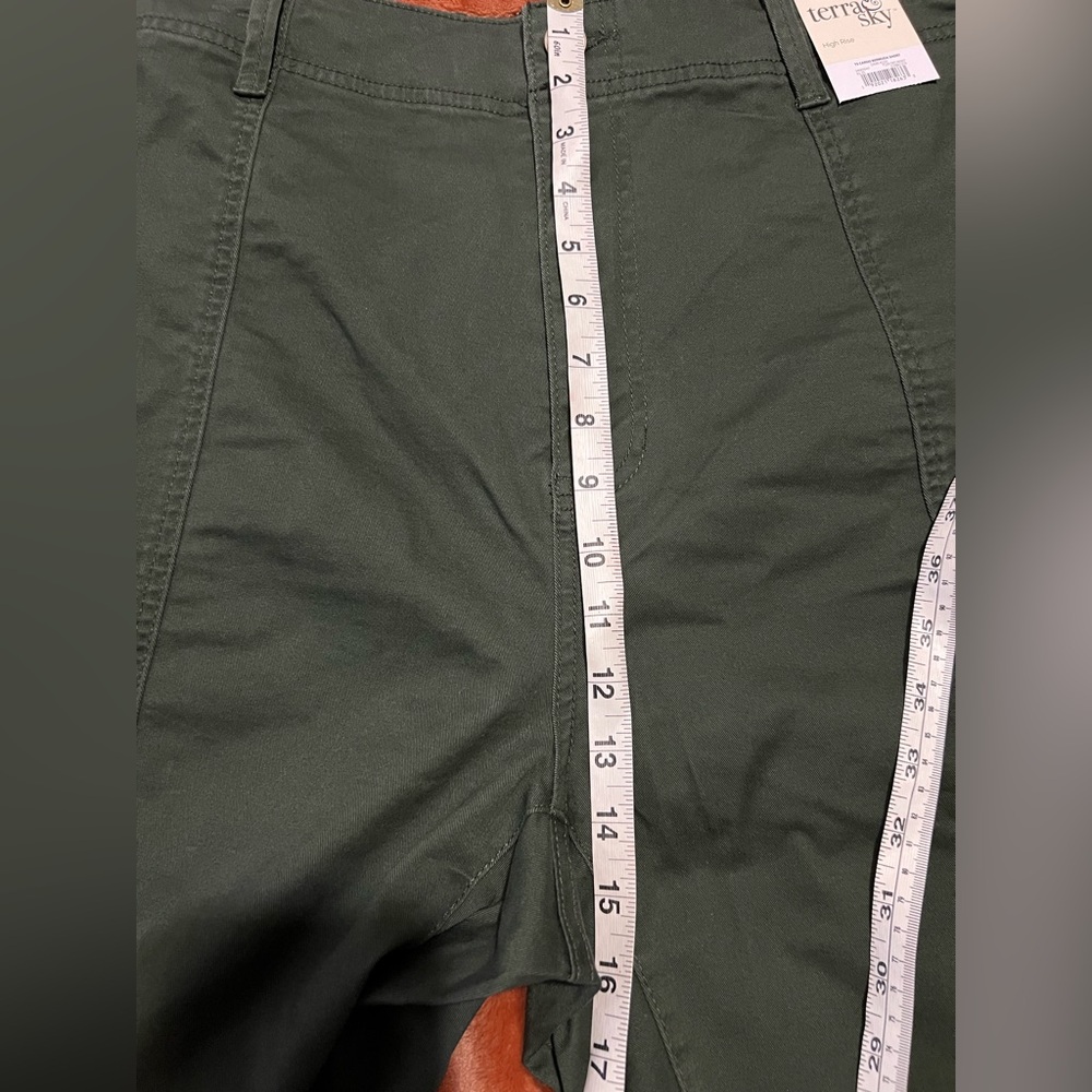 Terra & Sky Adjustable Waist High-Rise Cargo Shorts 🔥NWT🔥 - Picture 6 of 9